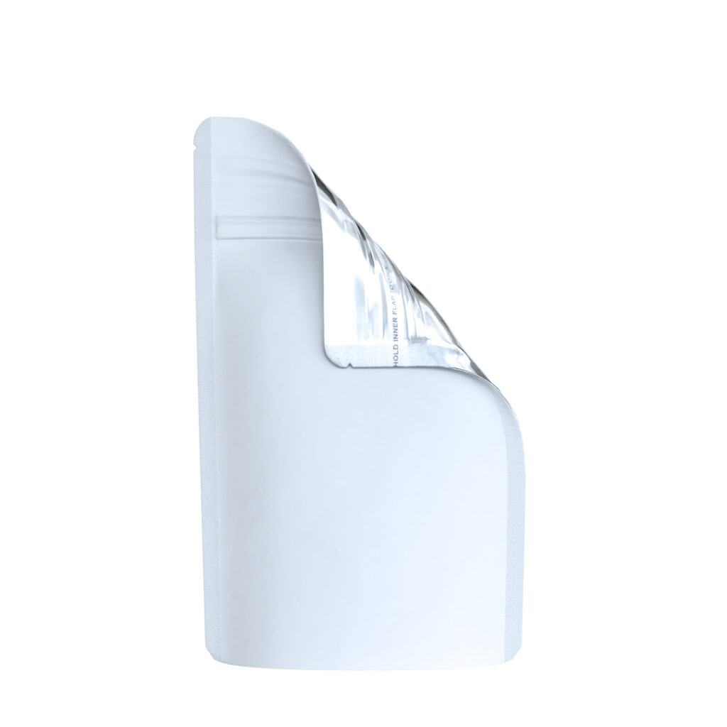 resealable zipper to maintain freshness and lock odors in